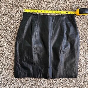 Elegant Black Leather Pencil Skirt